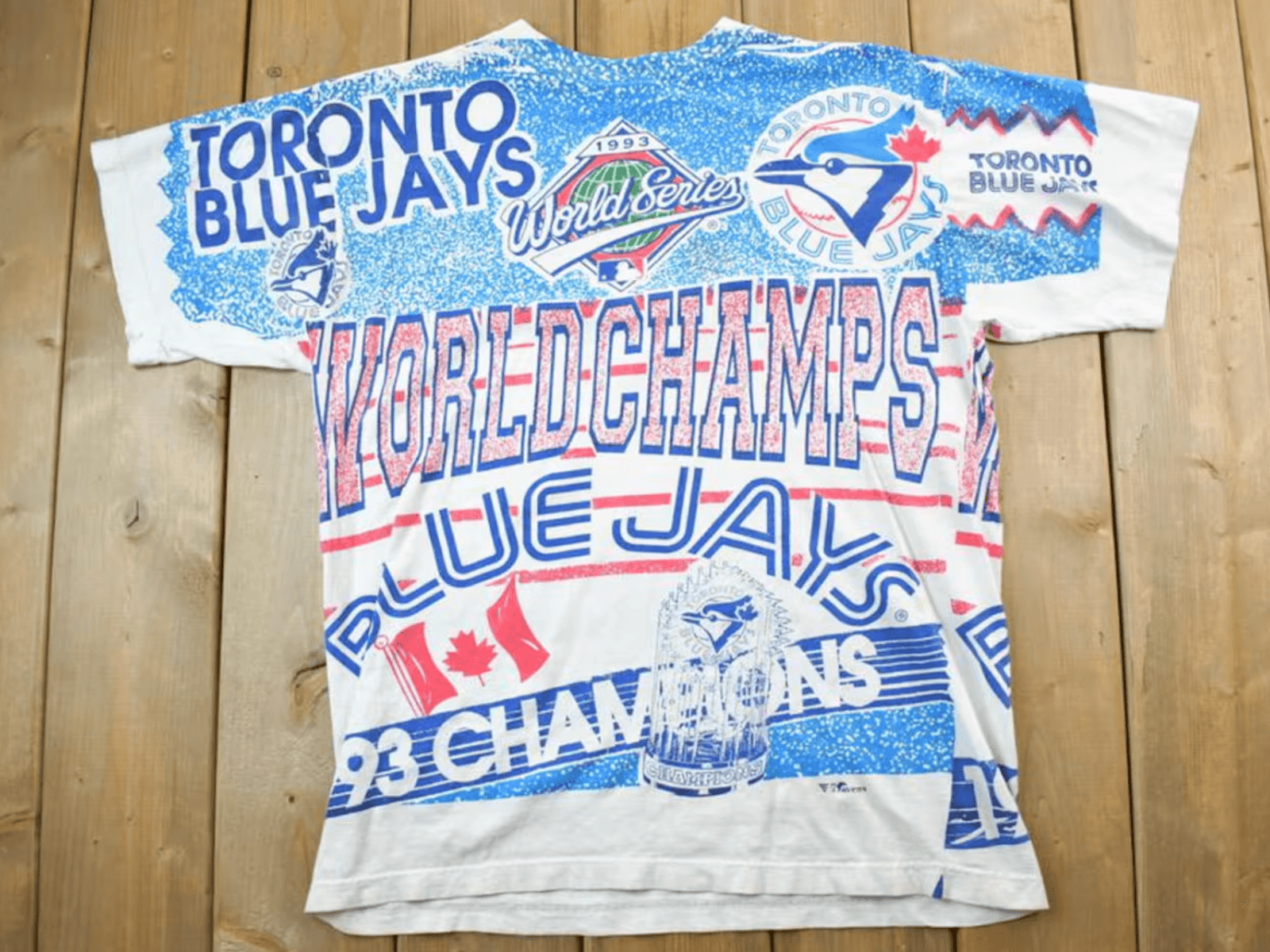 Buy these covetable vintage Blue Jays pieces before before they